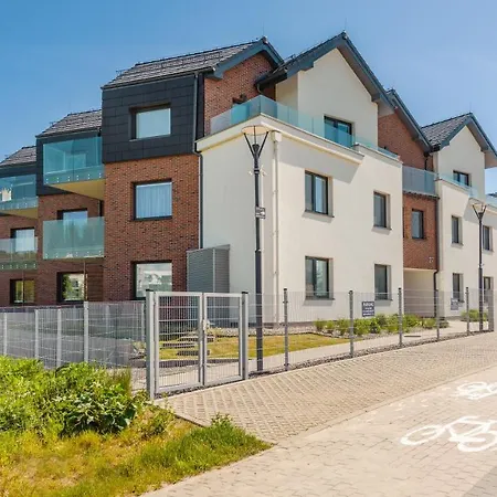 Apartamenty Sun & Snow Katamarany Zatoka Przy Samej Plazy Puck Exterior photo