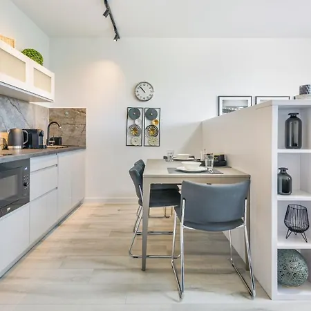 Apartamenty Sun & Snow Katamarany Zatoka Przy Samej Plazy Puck Exterior photo
